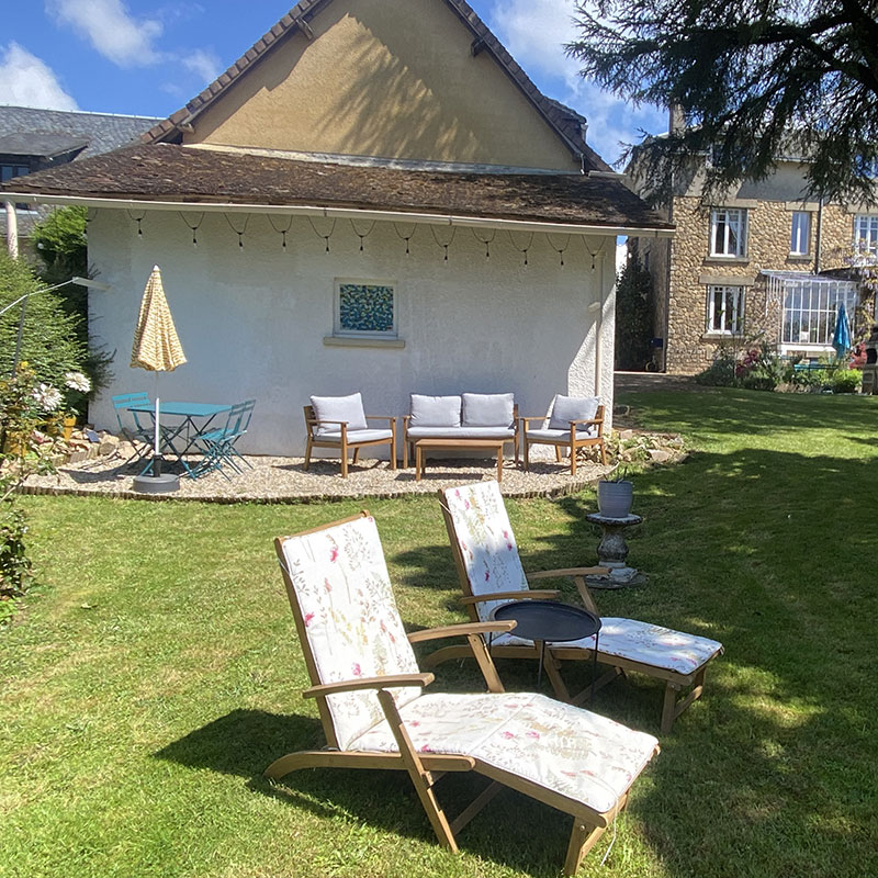 Garden chairs and loungers